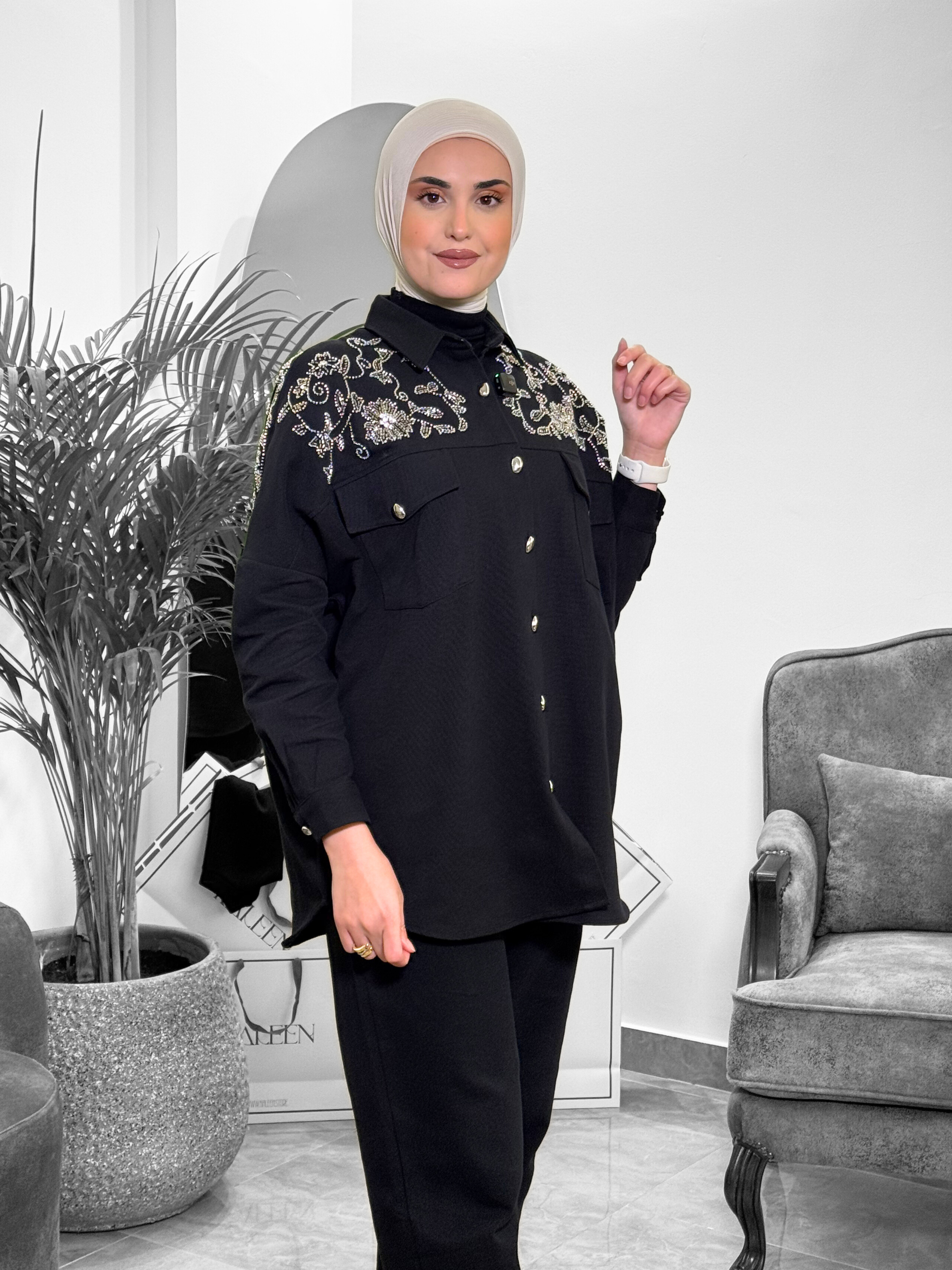 Embroidered Shoulder Button-Up Top – Black