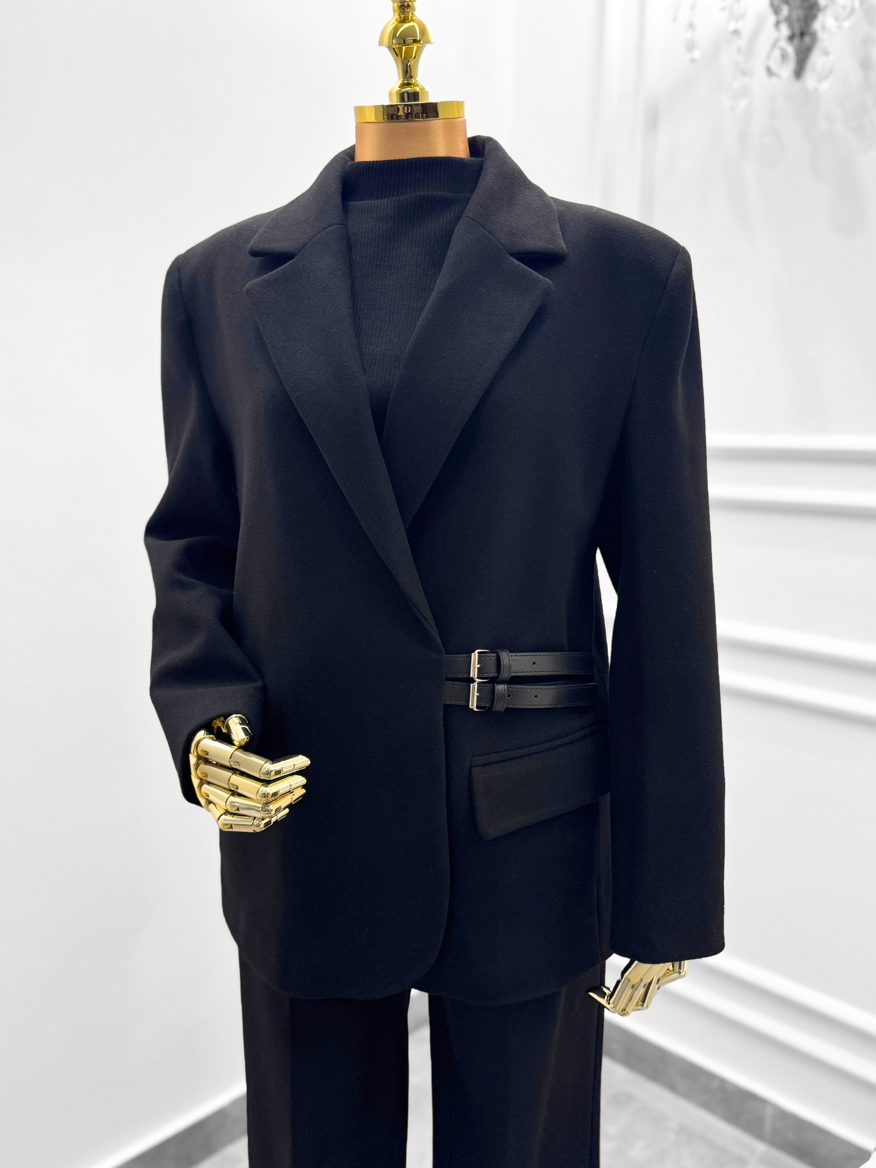 Chic Black Wool Belted Blazer Jacket