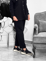 Classic Straight-Leg Pants – Black