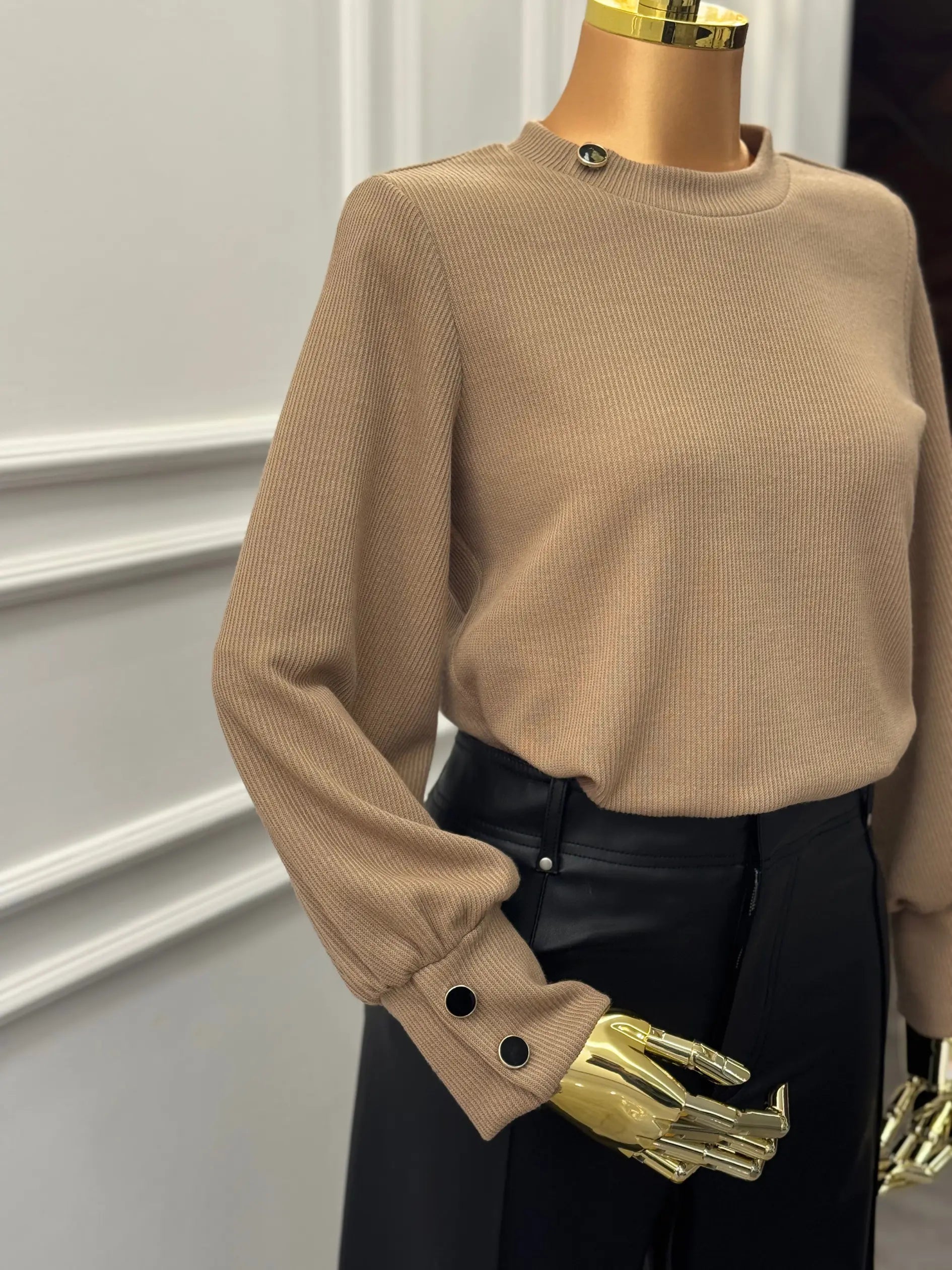 Ribbed Button-Cuff Top – Mocha Brown Kaleen
