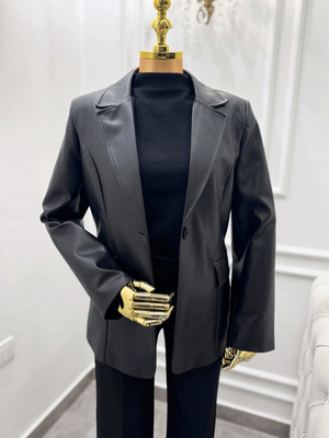 Classic Black Leather Jacket Kaleen